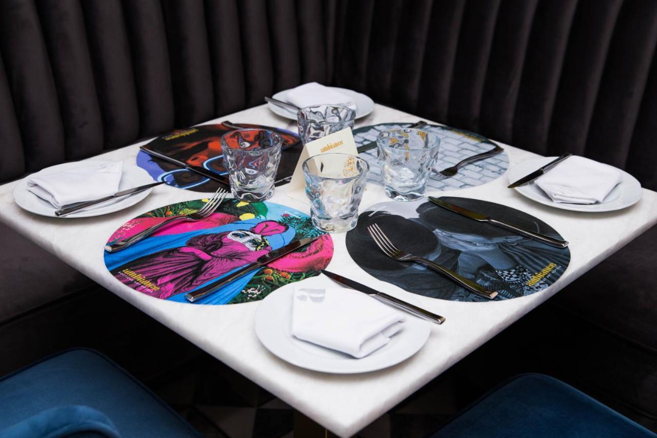Ambiance Boutique Art Hotel Лахор Екстериор снимка Placemats