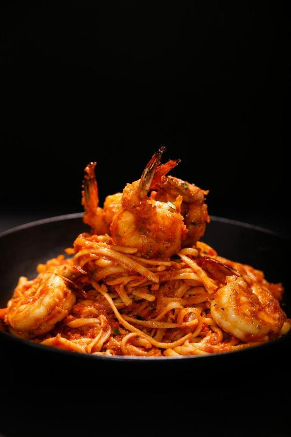 Ambiance Boutique Art Hotel Лахор Екстериор снимка Shrimp and pasta