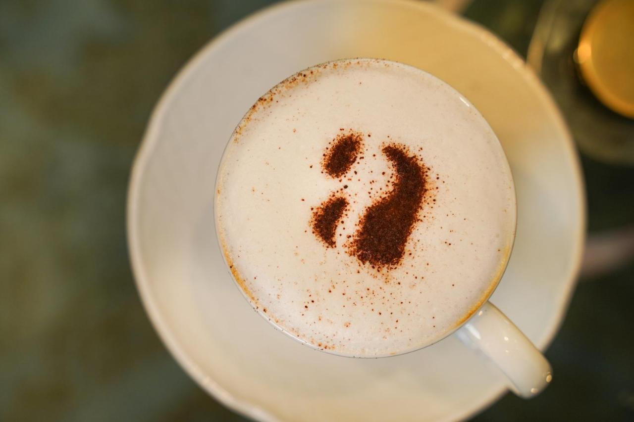 Ambiance Boutique Art Hotel Лахор Екстериор снимка A cappuccino with a number 2