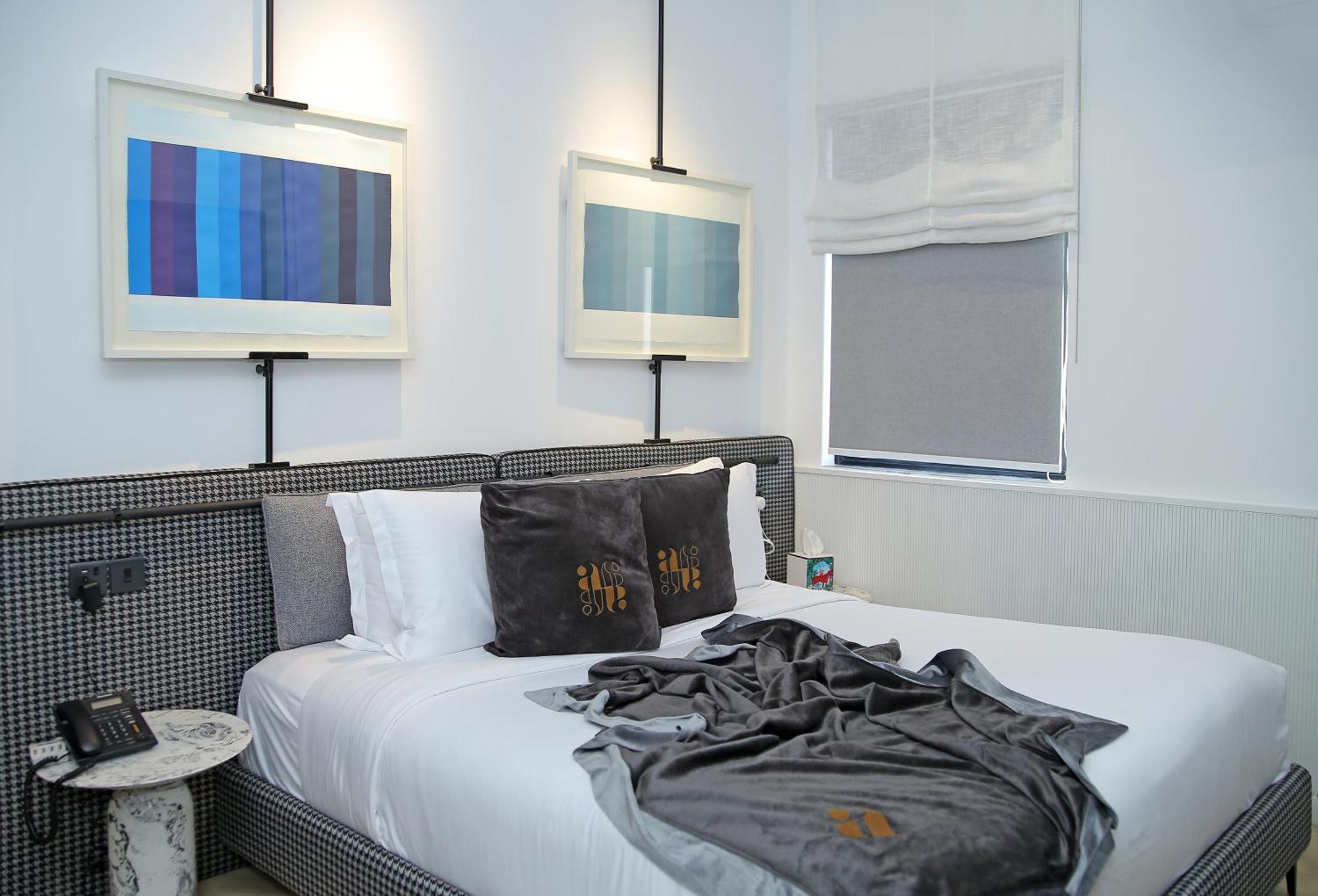Ambiance Boutique Art Hotel Лахор Стая снимка A bedroom at the Standard East Village