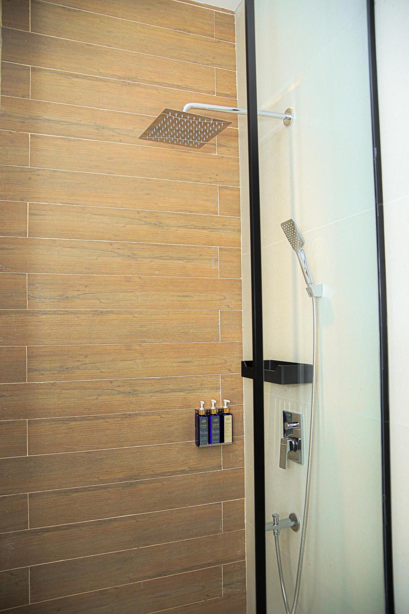 Ambiance Boutique Art Hotel Лахор Стая снимка A shower